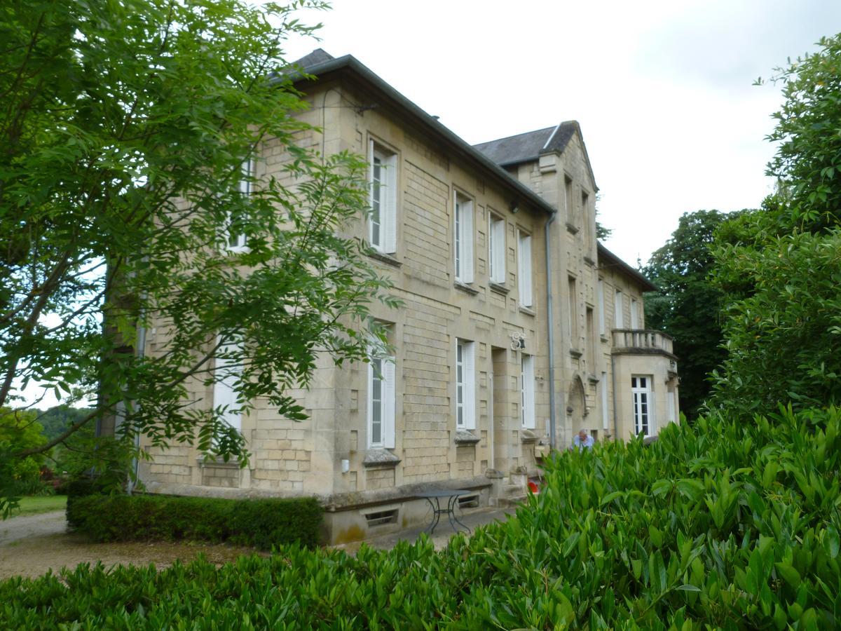 La Chambre Au Chateau Bed and Breakfast Pernant Esterno foto