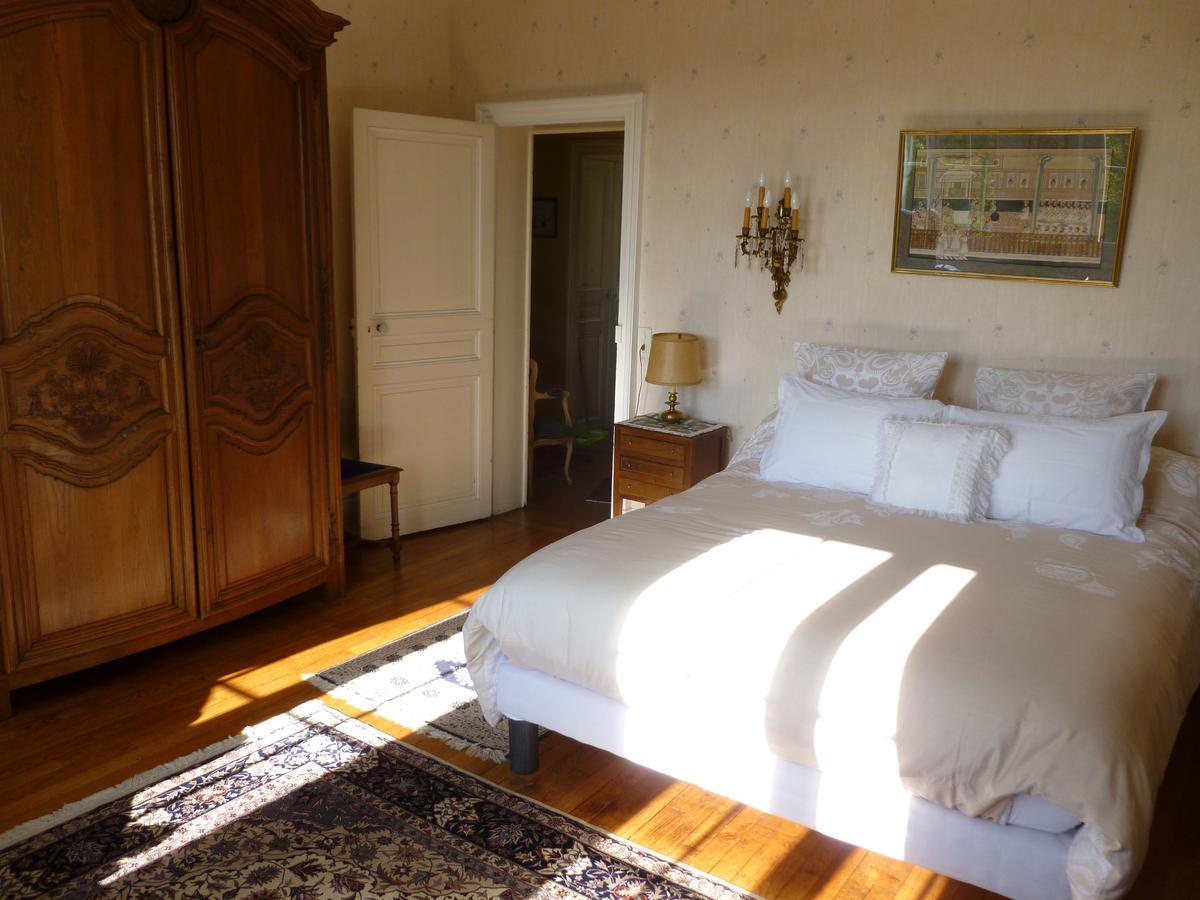 La Chambre Au Chateau Bed and Breakfast Pernant Esterno foto