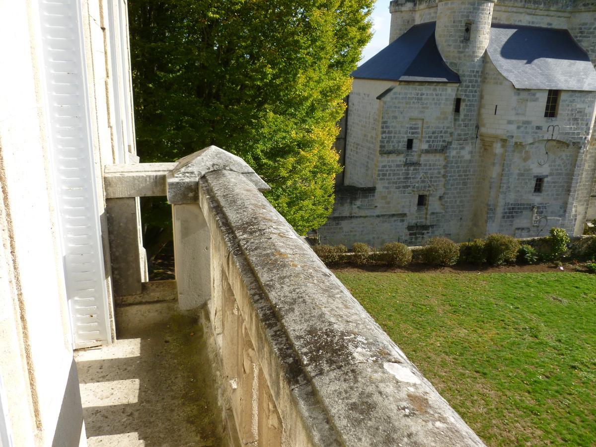 La Chambre Au Chateau Bed and Breakfast Pernant Esterno foto