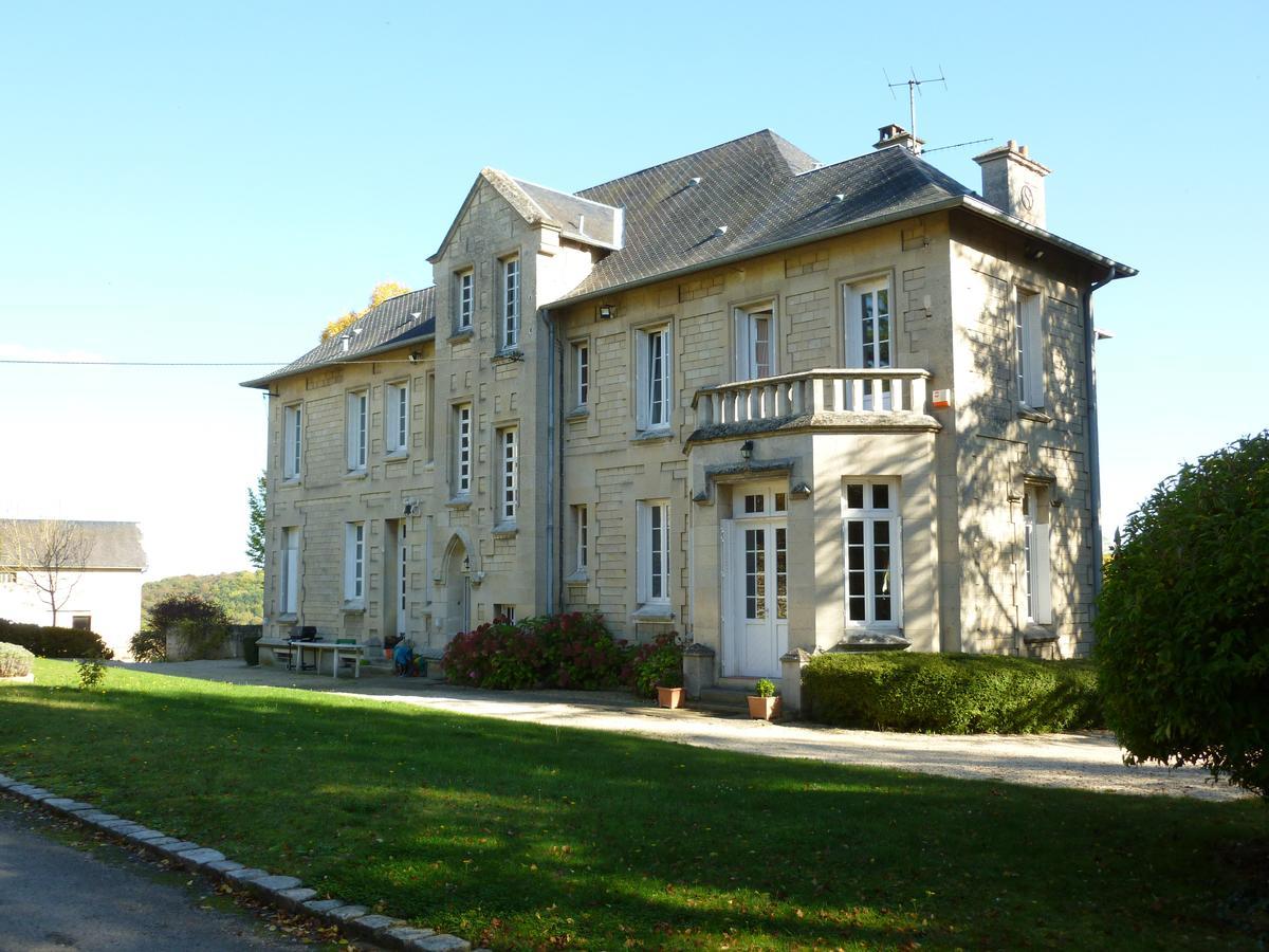 La Chambre Au Chateau Bed and Breakfast Pernant Esterno foto